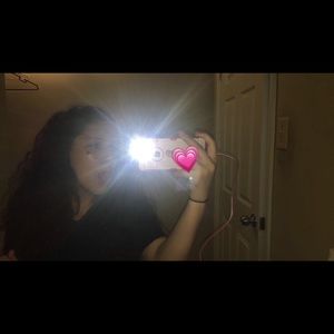 Meet your Posher, Lis